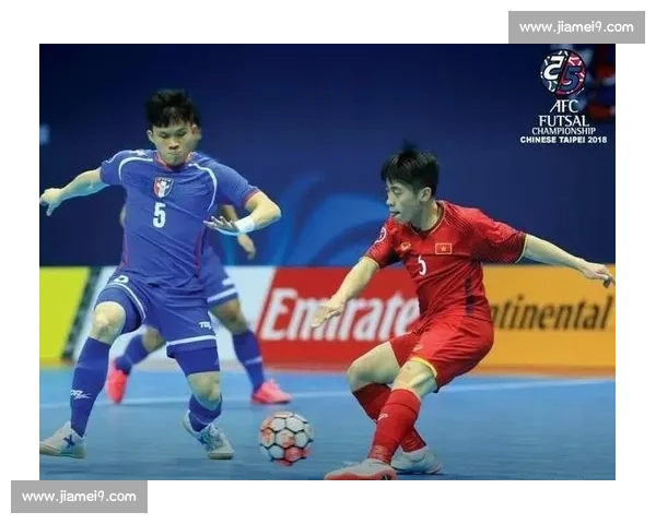 缅甸队与越南队激烈对决 两国足球实力碰撞展开精彩较量